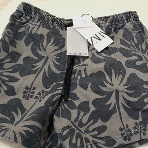 Zara Men's Swim trunks NWT M 31
